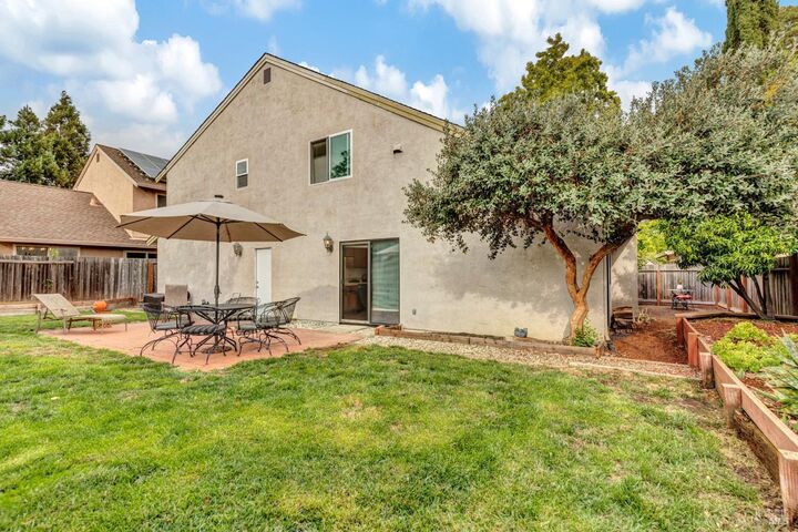 Property Photo:  557 Willow Court  CA 94510 