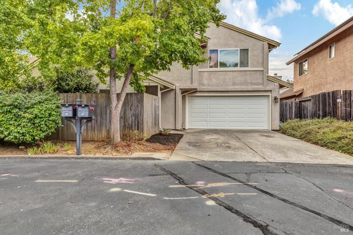 Property Photo:  557 Willow Court  CA 94510 