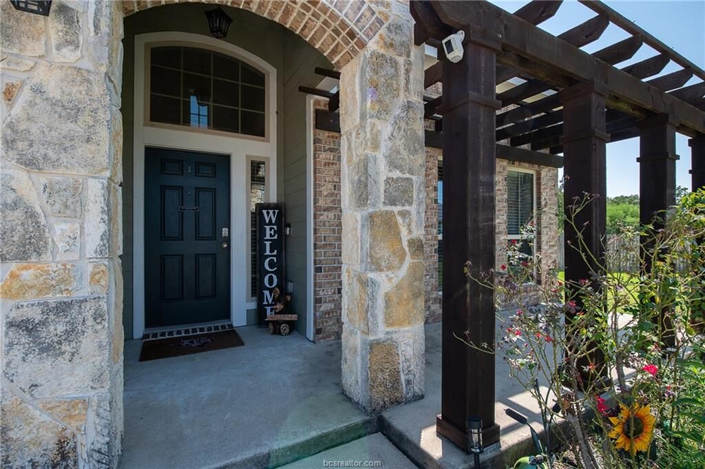 Property Photo: 2125 Stubbs Drive TX 77807