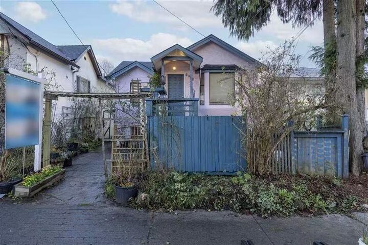 4940 Killarney Street — photo 1