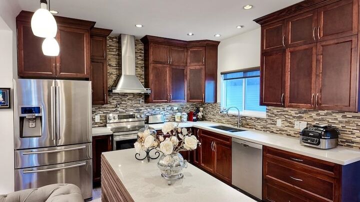 Property Photo: 122 Blackberry Drive BC V3H 5B4