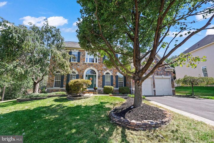Property Photo: 1019 E Kensington Circle VA 22401