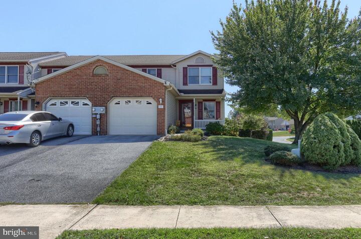 Property Photo:  201 Acorn Circle  PA 17042 