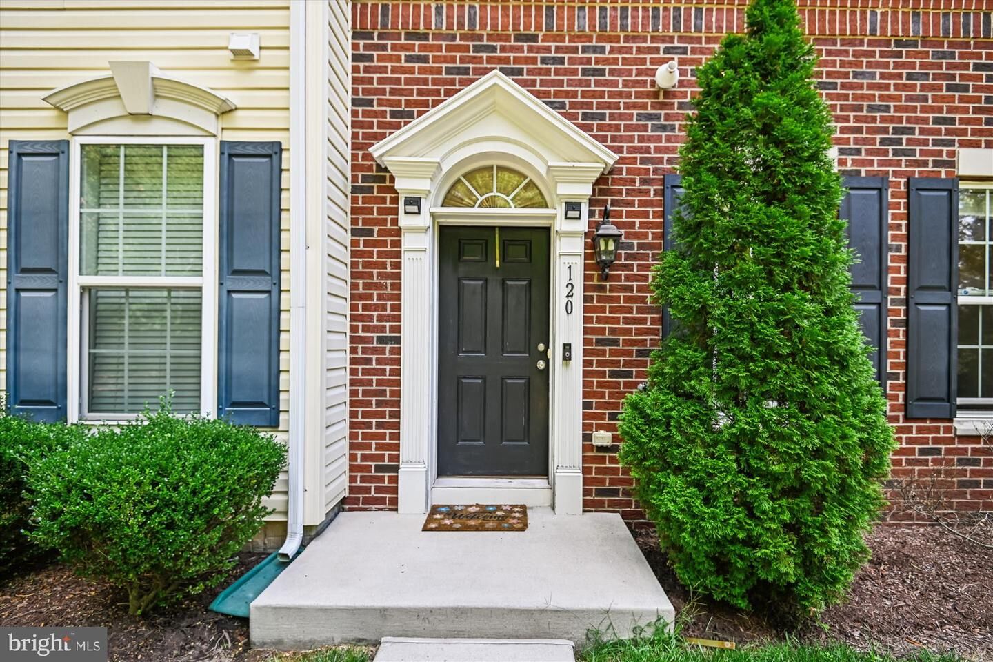 Property Photo:  120 Kindred Way  MD 21061 