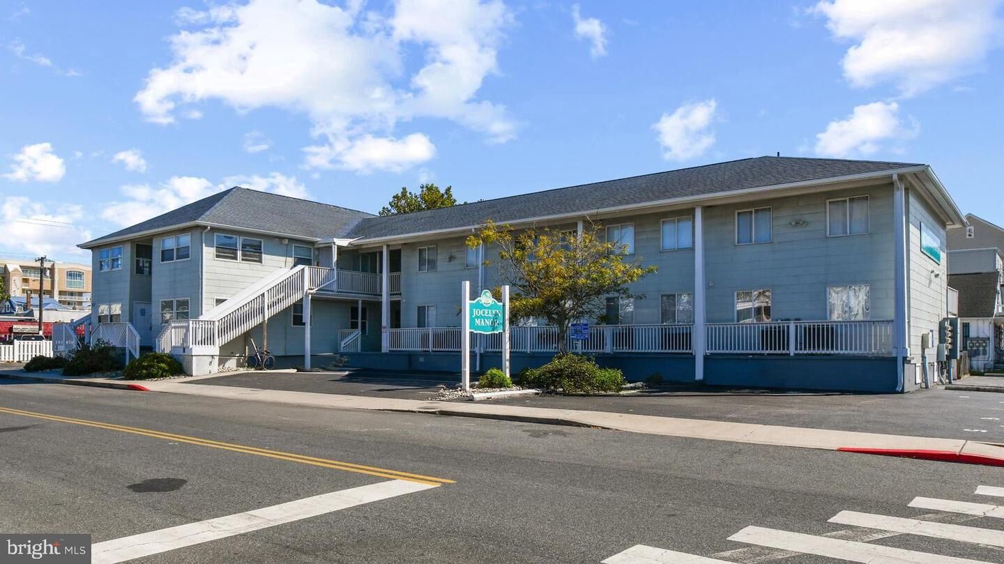 Property Photo:  207 8th Street 204W  MD 21842