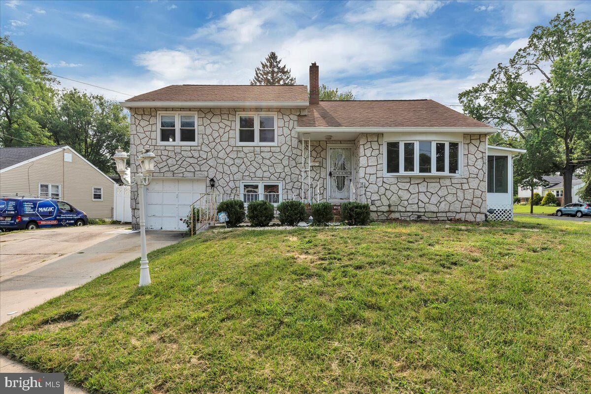 Property Photo:  38 Tinker Drive  NJ 08060 