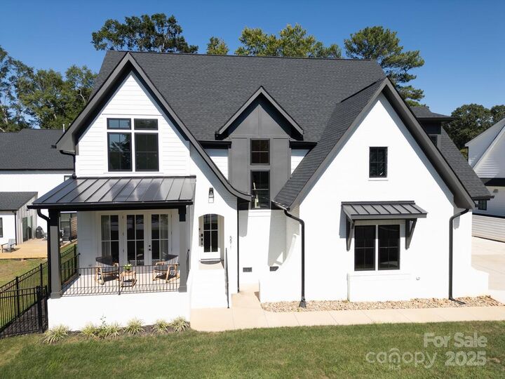 5511 Fairview Road  Charlotte NC 28209 photo
