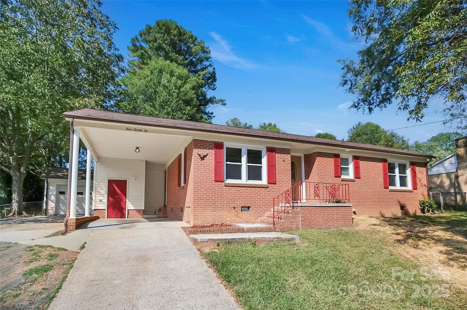 Property Photo:  422 Becky Avenue  NC 28052 