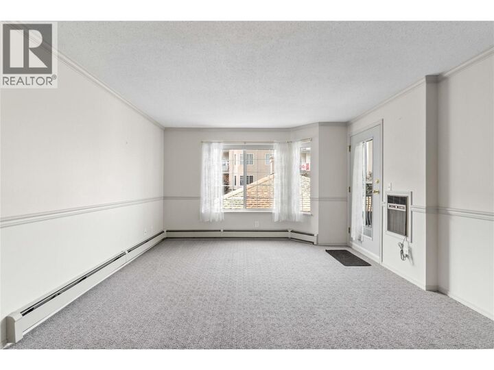 Property Photo:  251 6 Street Southeast 110  BC V1E 1J9 