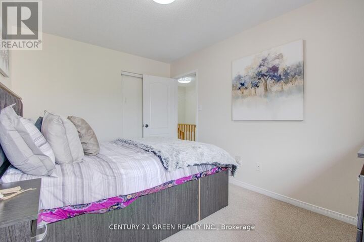 Property Photo:  26 Oatfield Road  ON L6R 1X7 