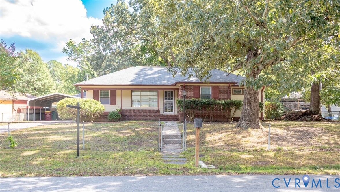 Property Photo:  316 Holly Hill Drive  VA 23805 