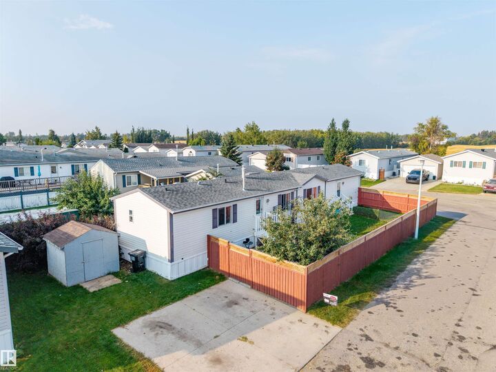 Property Photo:  3338 Lakeview Road NW  AB T5S 2R8 