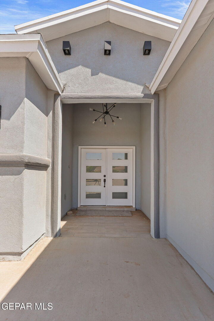 Property Photo:  9853 La Morenita Circle  TX 79927 