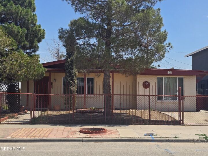 226 Coronado Road  El Paso TX 79915 photo