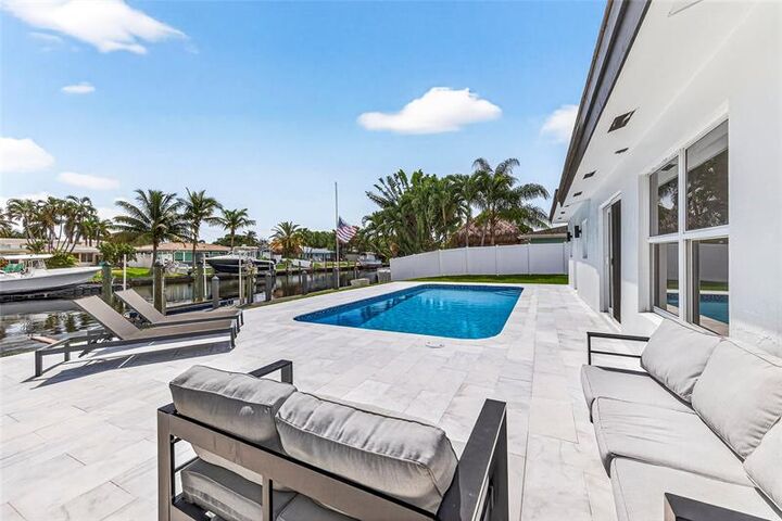 Property Photo:  230 SE 3rd Ave  FL 33060 