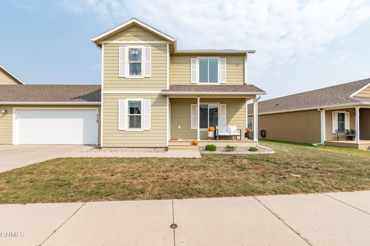 712 14th Street SE  Mandan ND 58554 photo