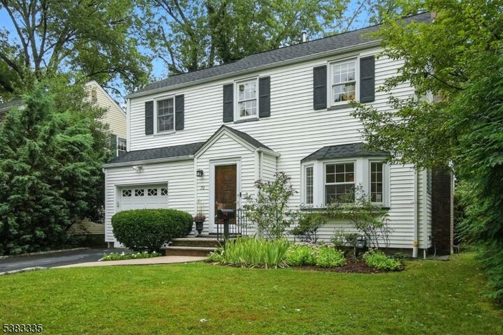 Property Photo: 70 Canoe Brook Pkwy NJ 07901