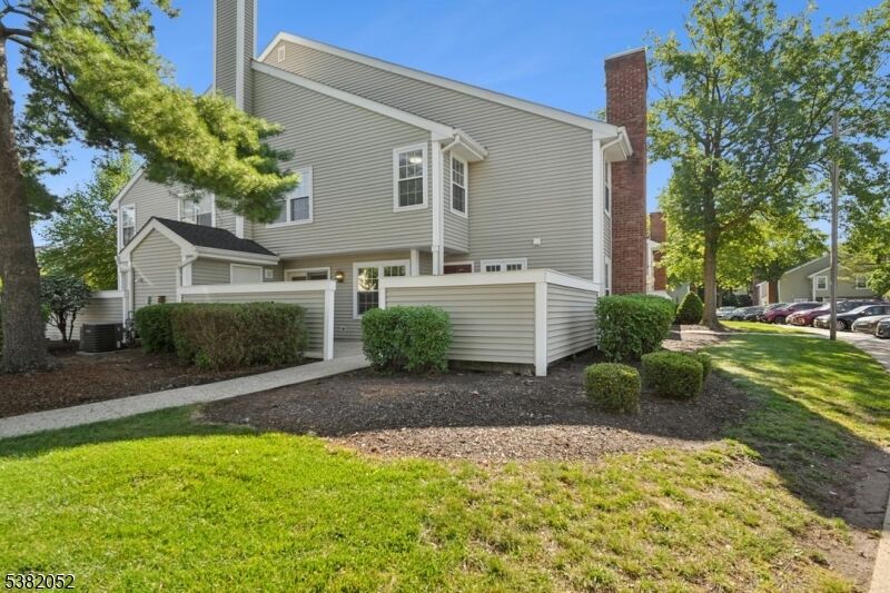 Property Photo:  151 Country Club-5  NJ 07083 