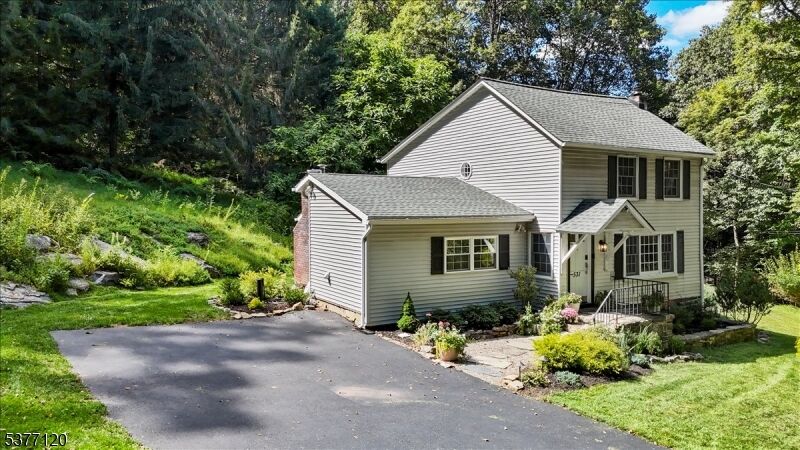 Property Photo:  531 Ludlow Station Rd  NJ 08802 