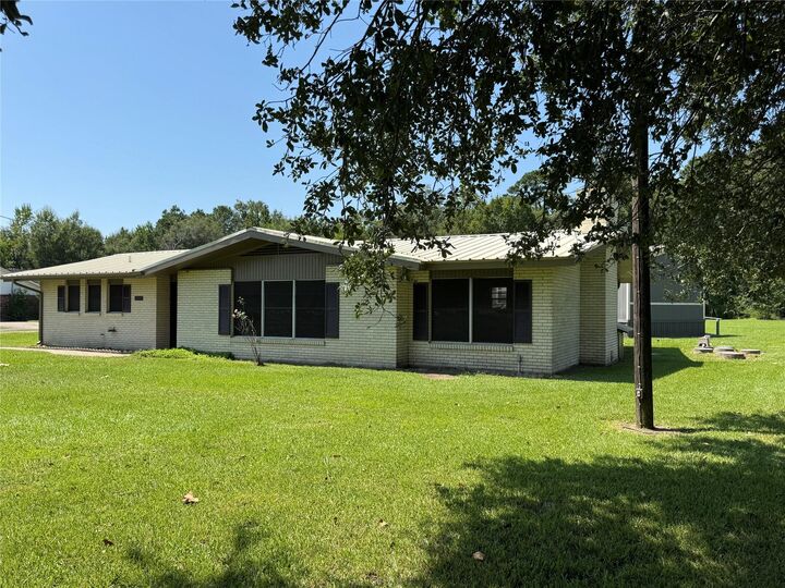 Property Photo:  2785 Highway 62 N  TX 77632 