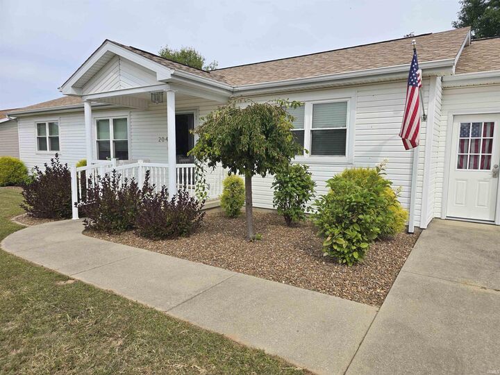 Property Photo:  204 Kingsmill Drive  IN 46947 