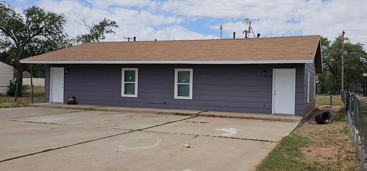 911 E 37th Street  Lubbock TX 79404 photo