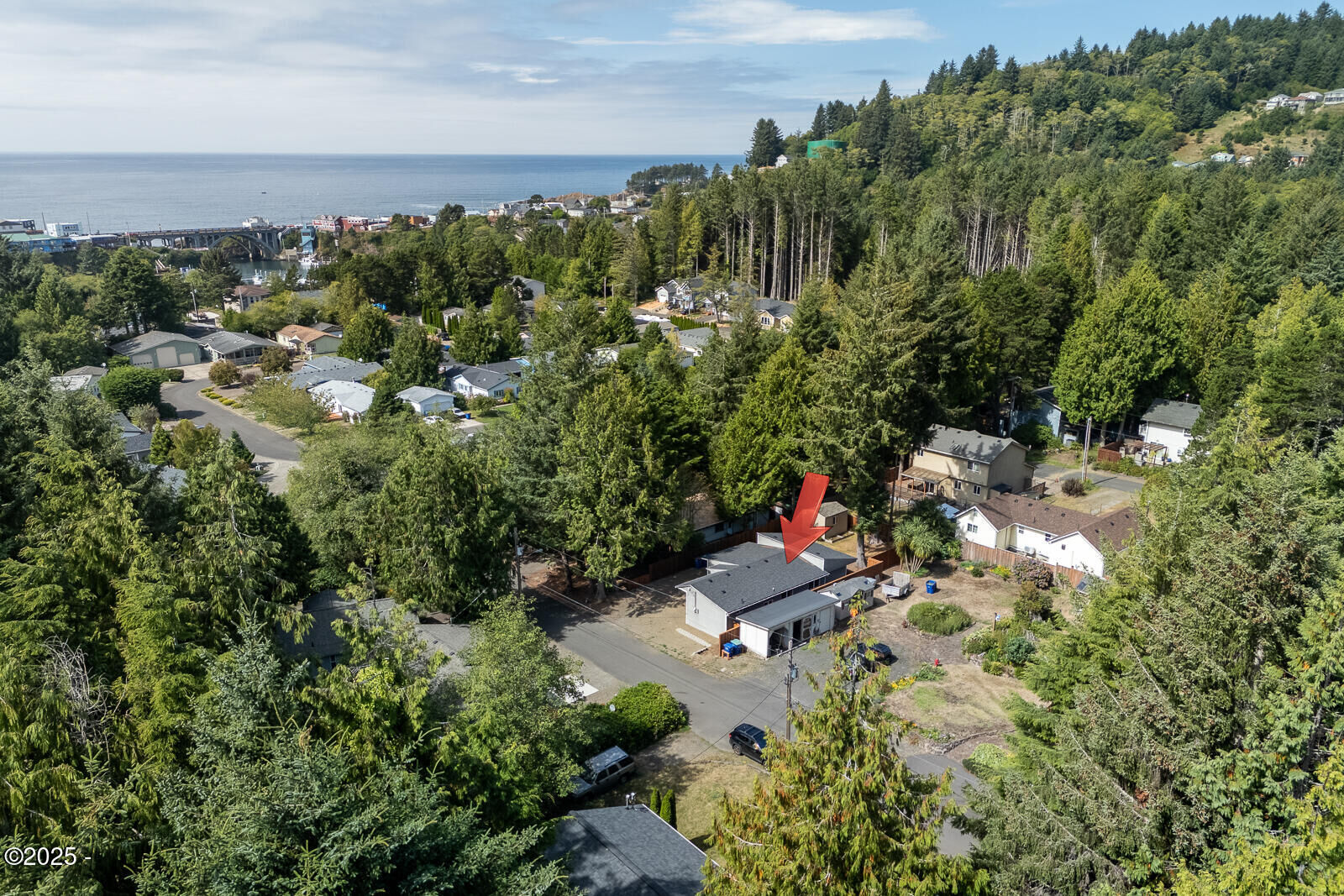 Property Photo:  525 SE Melody Street  OR 97341 