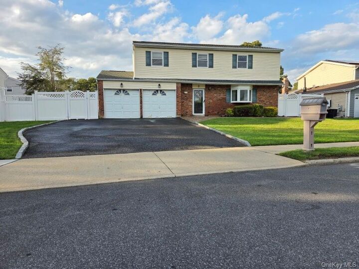 3 Maison Drive  Holbrook NY 11741 photo