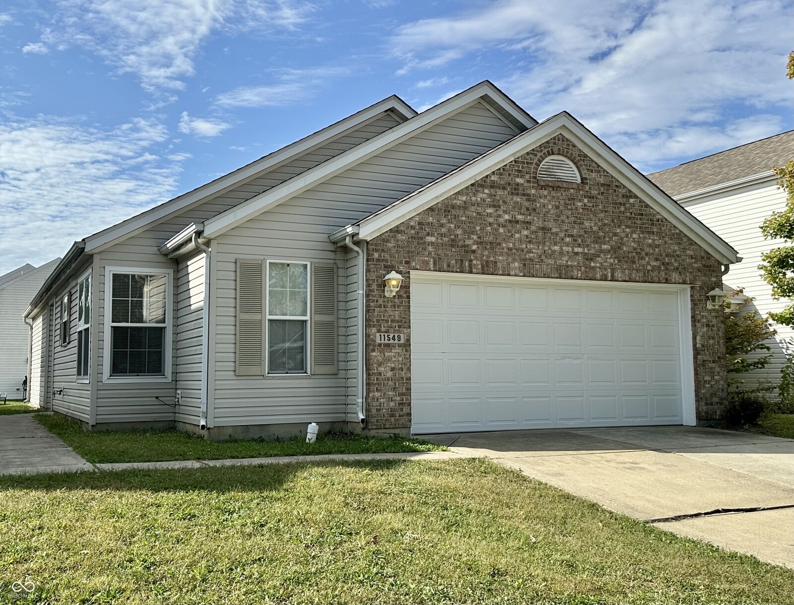 Property Photo:  11549 Glenn Abbey Lane  IN 46235 