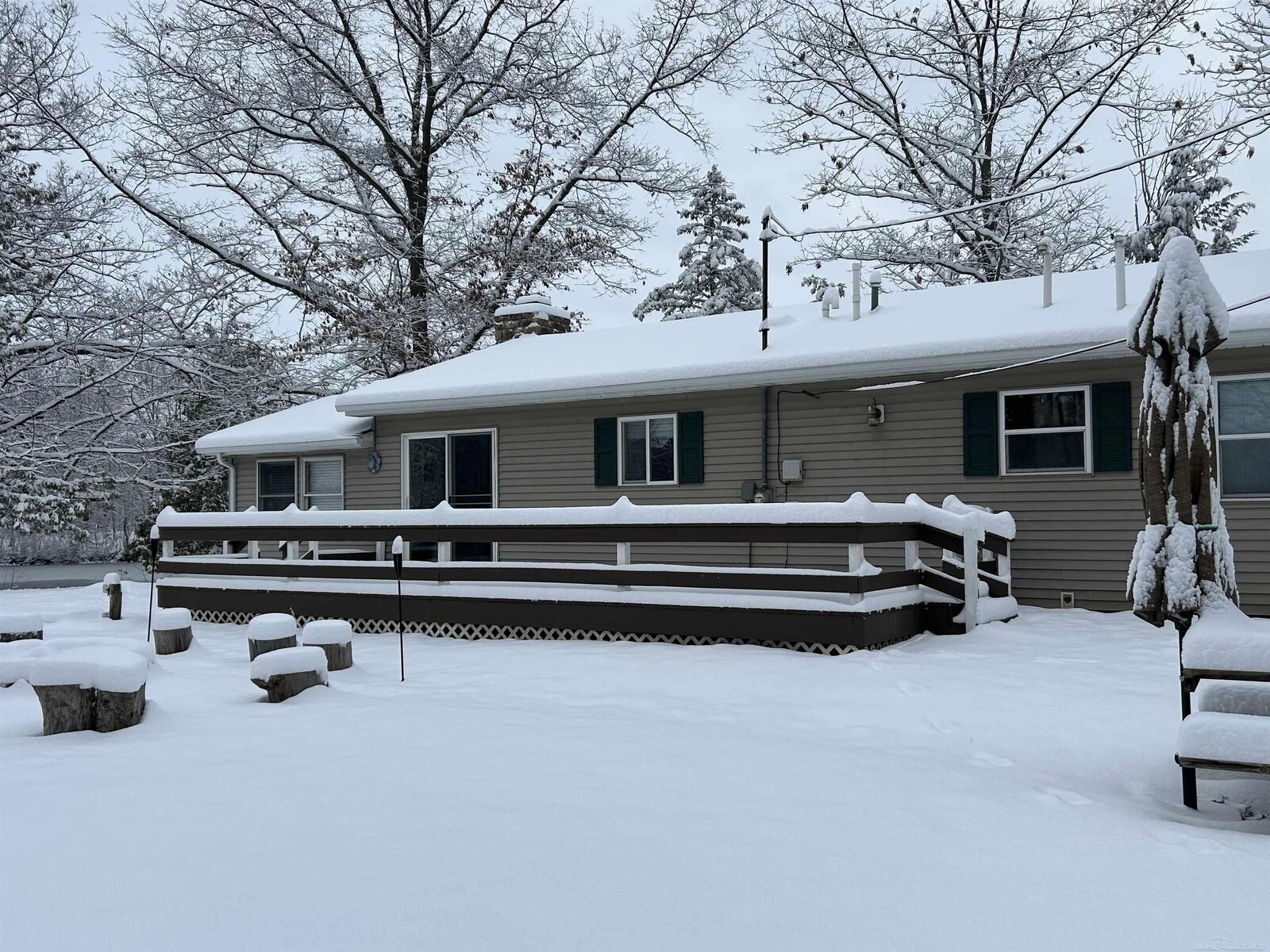 Property Photo:  3510 N Branch Drive  MI 48612 