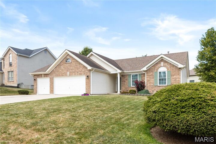 1361 Briar Creek Drive  St Charles MO 63304 photo