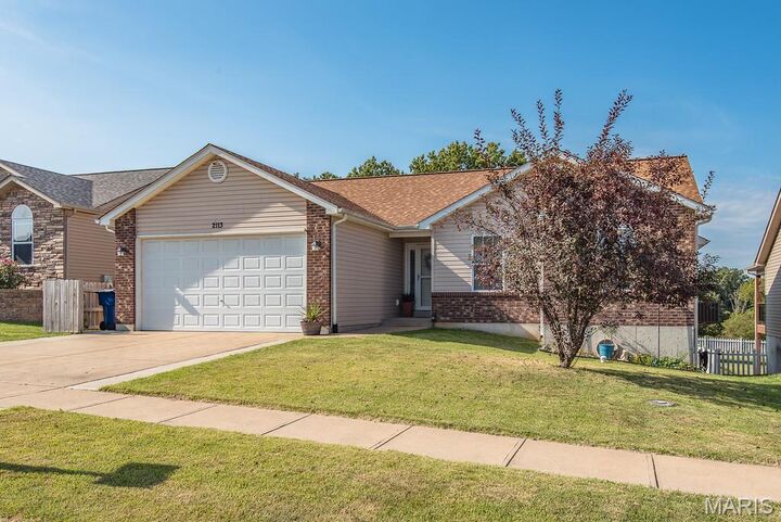 Property Photo: 2113 Providence Park Lane MO 63048