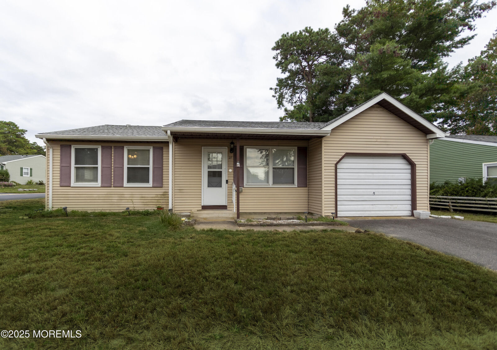 Property Photo:  27 Keene Street  NJ 08759 