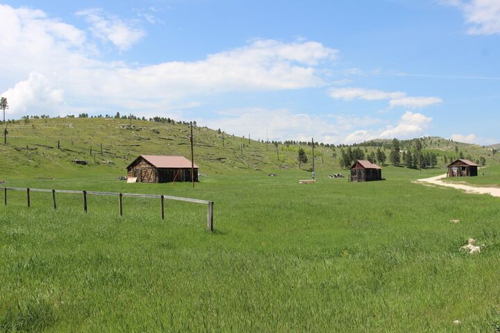 Property Photo:  11246 Custer Limestone Road  SD 57730 