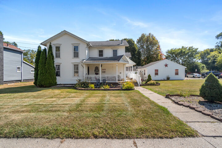Property Photo:  1115 Cooper Street  MI 49202 