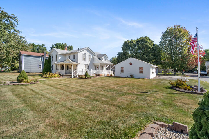 Property Photo: 1115 Cooper Street MI 49202