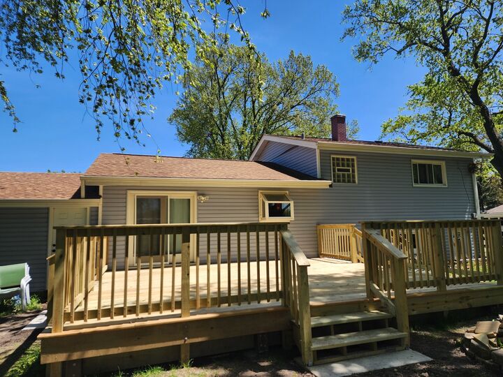 Property Photo: 1352 Glen Ellyn Road IL 60139