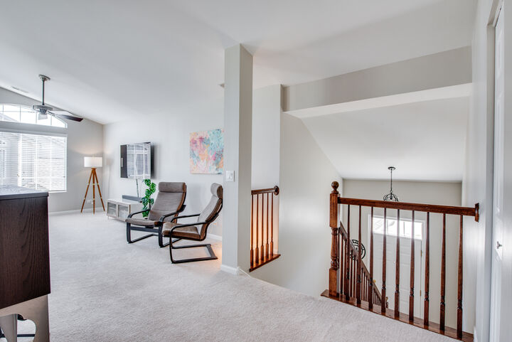 Property Photo:  2216 Summerlin Drive  IL 60503 