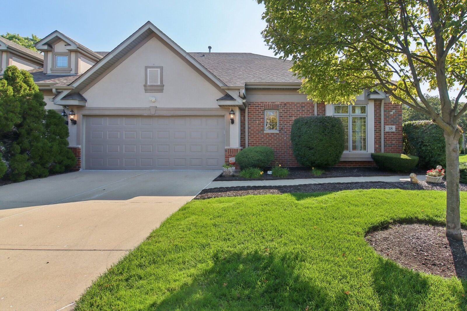 Property Photo:  38 Shadow Creek Circle  IL 60463 