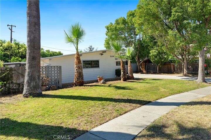 Property Photo:  2018 E Glenwood Avenue  CA 92831 