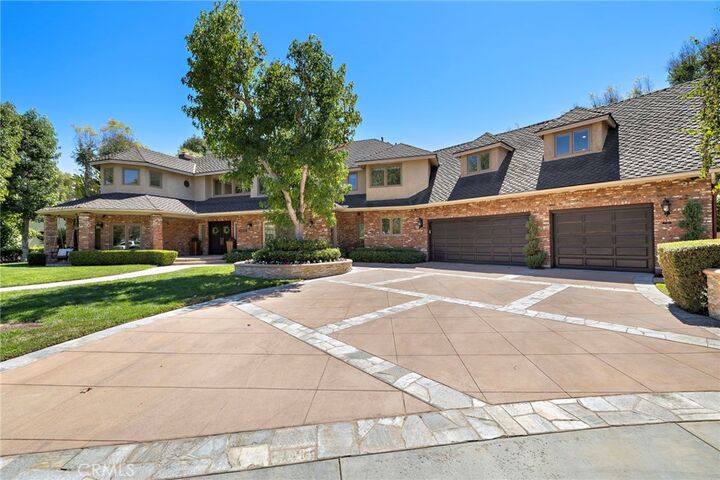 Property Photo:  25512 Saddle Rock Place  CA 92653 