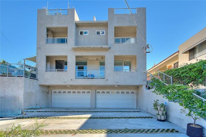 Property Photo:  1234 W Lilac Place  CA 90026 