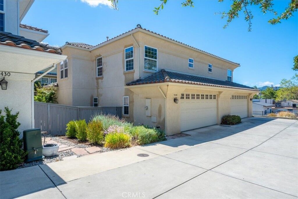 Property Photo:  9440 Casa Bella Court  CA 93422 