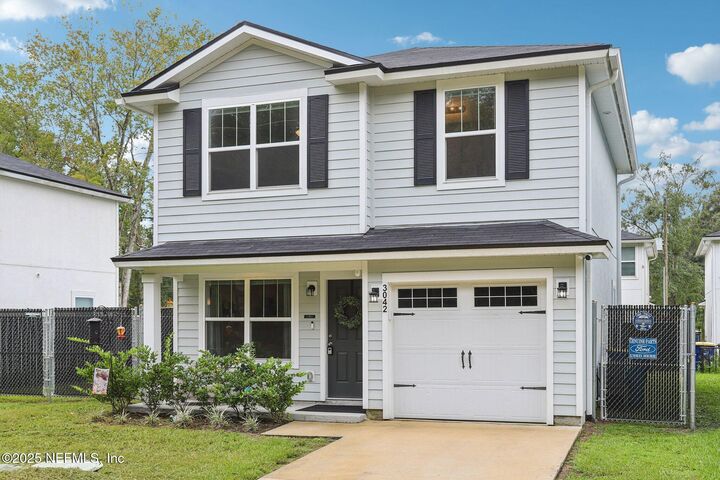 Property Photo: 3042 Jennings Road FL 32218