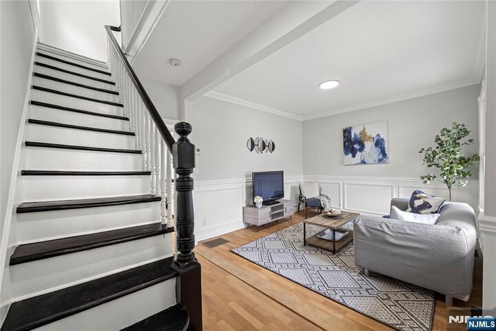 Property Photo:  422 Davis Avenue  NJ 07032 