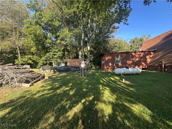 Property Photo:  1044 Staunton Turnpike  WV 26161 