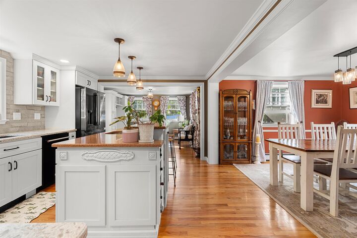 Property Photo: 1 Belvina Circle NH 03076