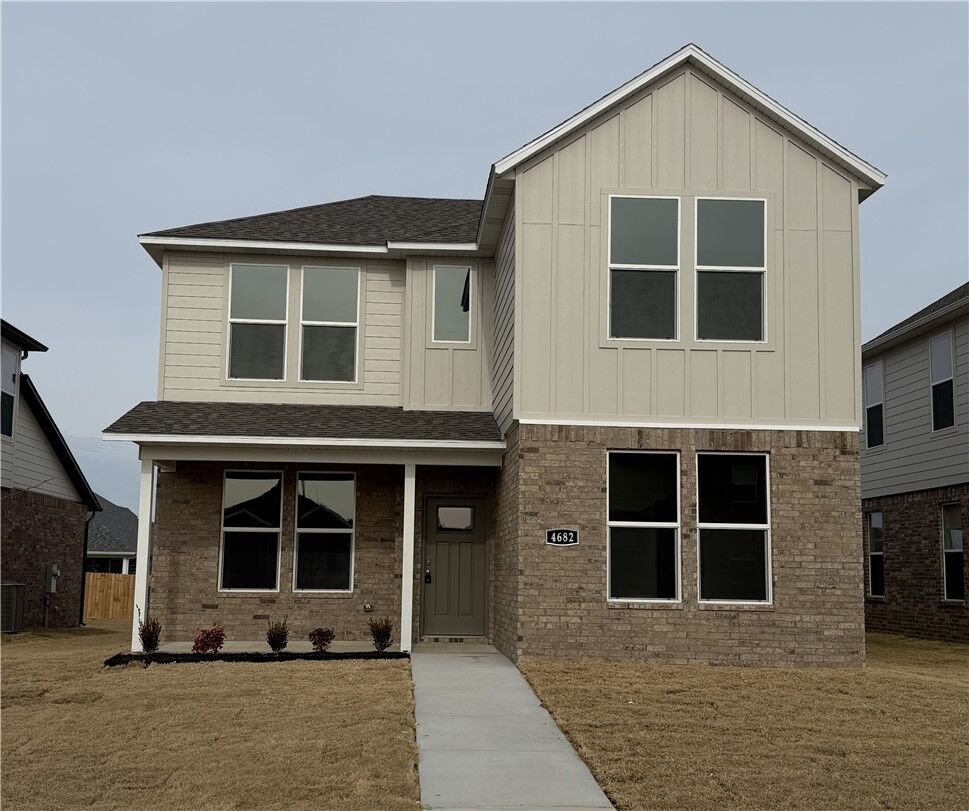 Property Photo:  4682 W Aurora Street  AR 72704 
