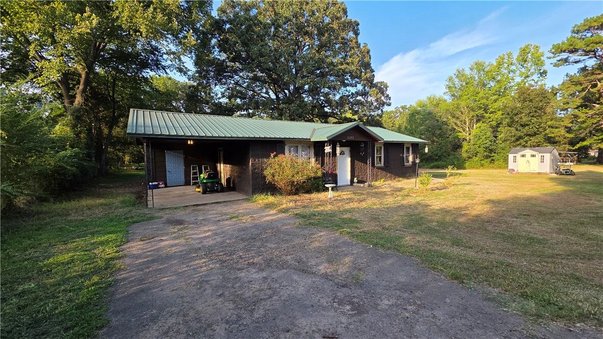 Property Photo:  10282 Smith Lane  AR 72834 