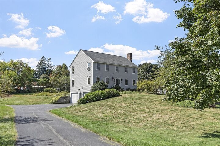 Property Photo: 6 Ashton Ln MA 01564